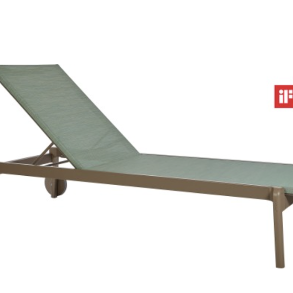 EZPELETA TUMBONA PISCINA VILA